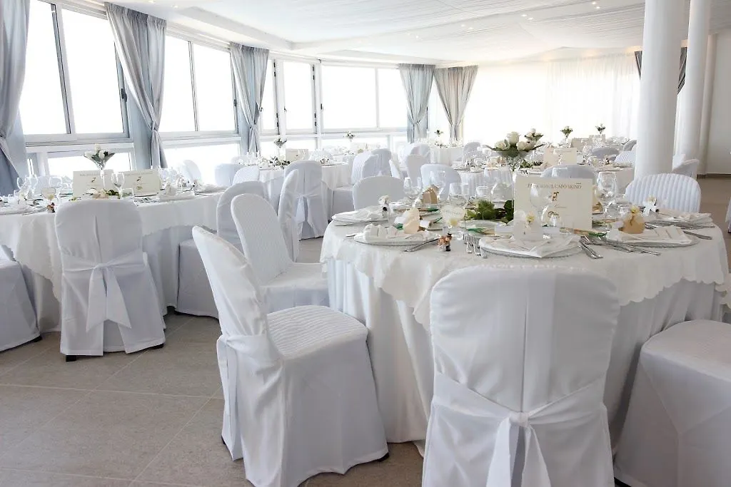 ג'ויוזה מריאה Hotel Capo Skino איטליה