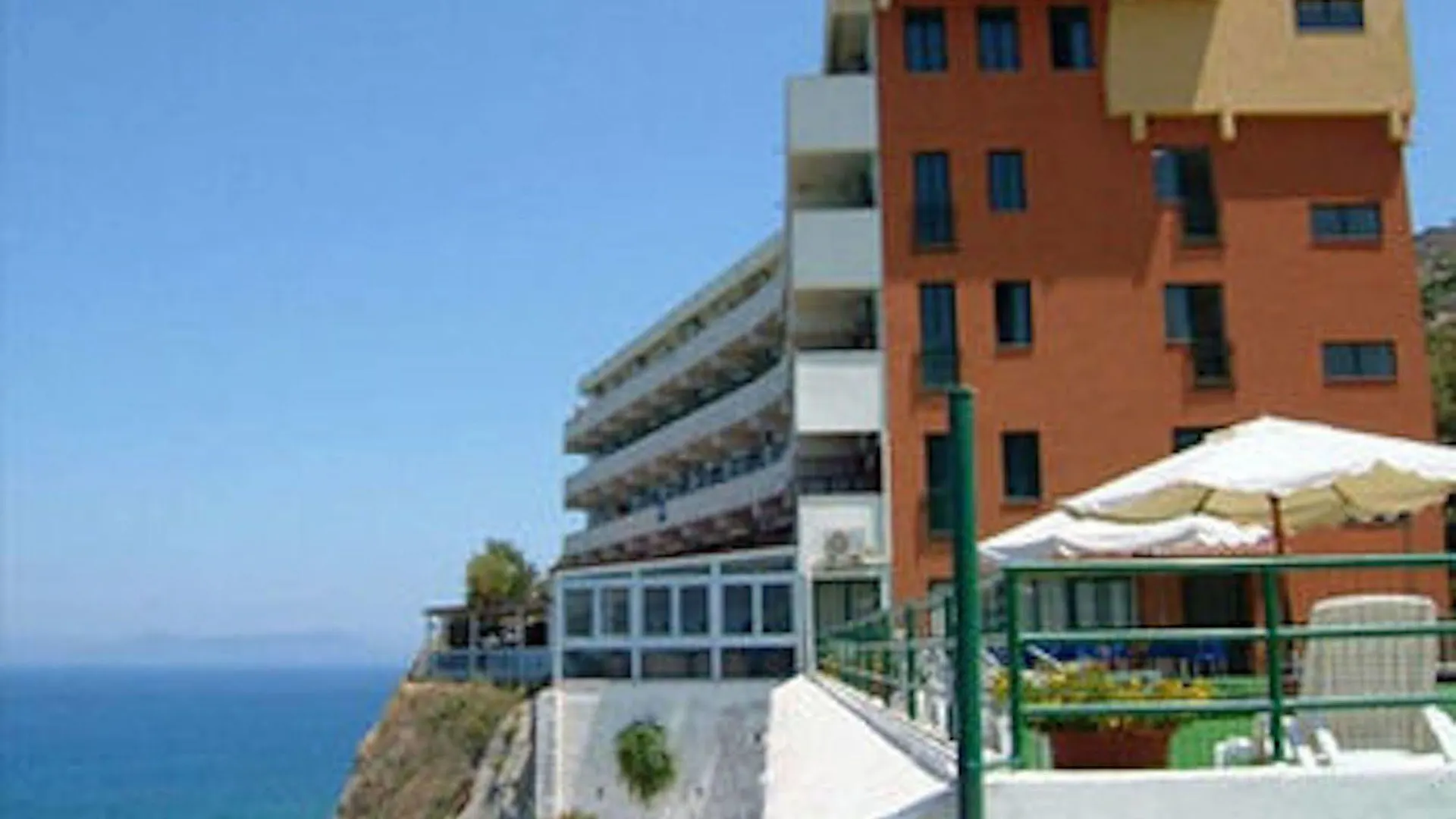 Hotel Capo Skino Gioiosa Marea