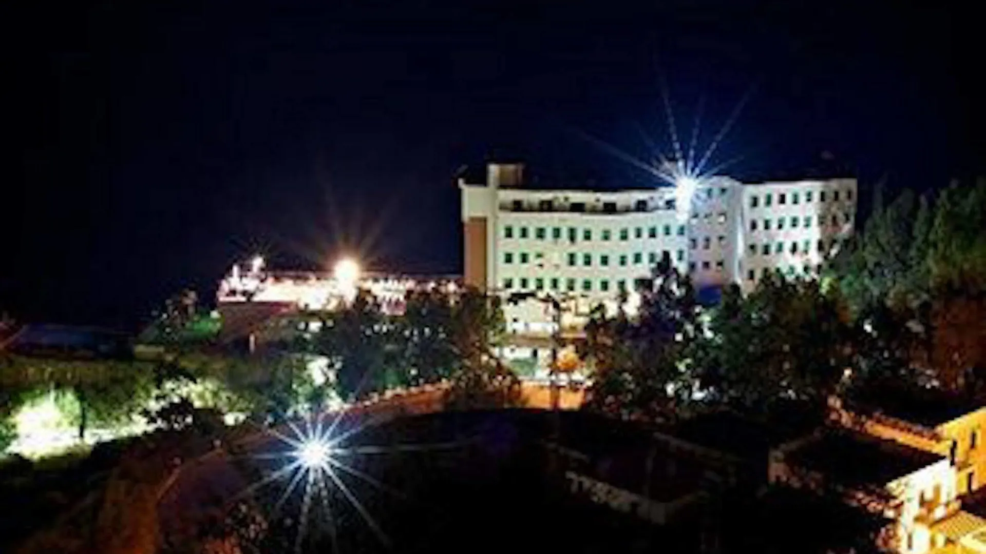 ג'ויוזה מריאה Hotel Capo Skino